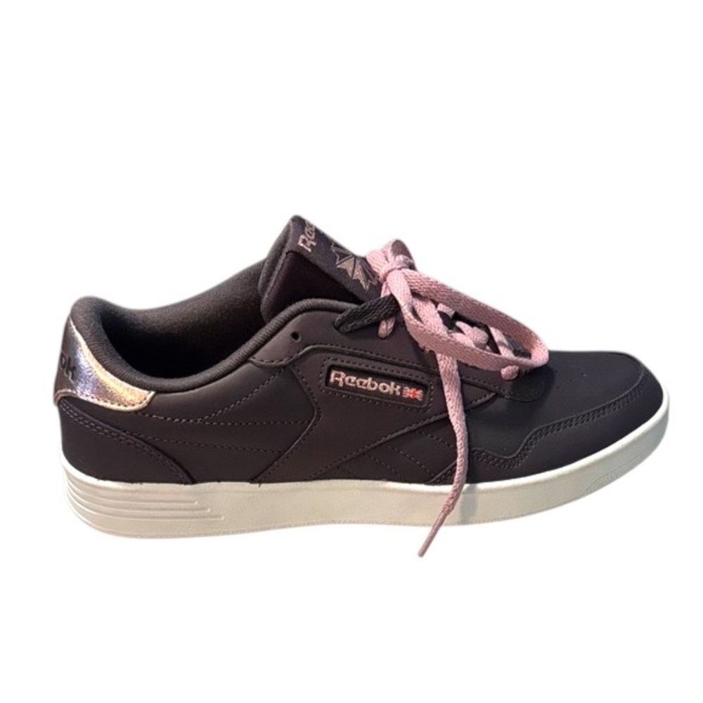 NWOT- Reebok Women’s Club MEMT Sneakers in Violet Purple-Gray w/ Pink Laces - Picture 3 of 14